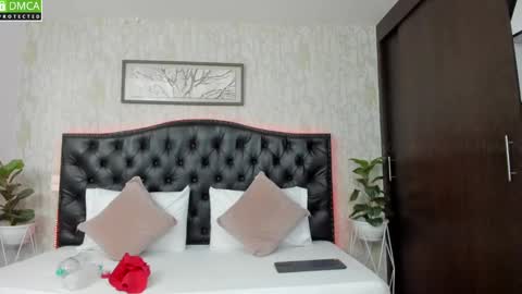 Snapshot of mattdevon chatting on 01.09.25 Matt online show from 01.09.25