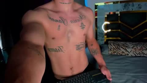 Snapshot of mattdevon chatting on 10.25.25 Matt online show from 10.25.25