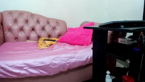 Snapshot of mature_beautiful chatting on 12.26.24 Lucy online show from 12.26.24