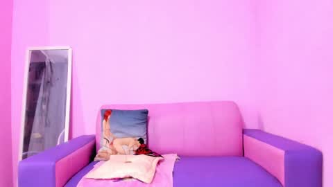 Snapshot of mature_bitch_monster_ass chatting on 09.11.25 call me mommy online show from 09.11.25