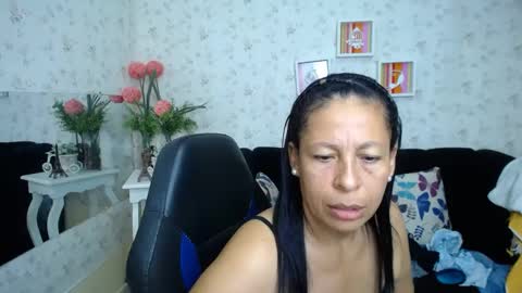 Snapshot of mature_martina_ chatting on 02.08.25 Martina online show from 02.08.25