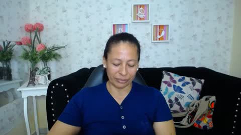 Snapshot of mature_martina_ chatting on 02.17.25 Martina online show from 02.17.25