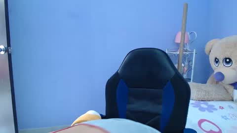 Snapshot of mature_martina_ chatting on 02.23.25 Martina online show from 02.23.25