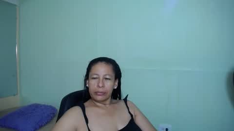 Snapshot of mature_martina_ chatting on 02.26.25 Martina online show from 02.26.25