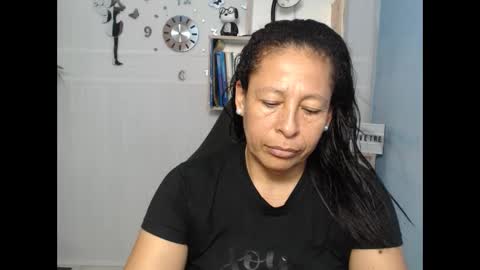 Snapshot of mature_martina_ chatting on 03.06.25 Martina online show from 03.06.25
