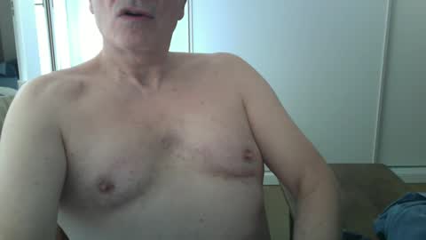 Snapshot of maturehotman chatting on 12.14.24 maturehotman online show from 12.14.24