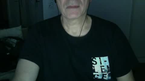 Snapshot of maturehotman chatting on 01.04.25 maturehotman online show from 01.04.25