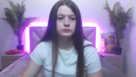 Snapshot of mavkacute chatting on 10.05.25 MavkaCute online show from 10.05.25