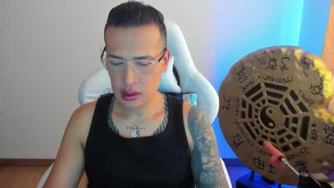 Snapshot of max__b chatting on 03.09.25 max__b online show from 03.09.25