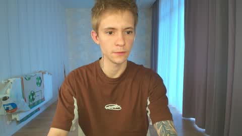 Snapshot of max_gen chatting on 12.06.24 Max Gen with tats 24years  And Ethan without tats 20 years online show from 12.06.24