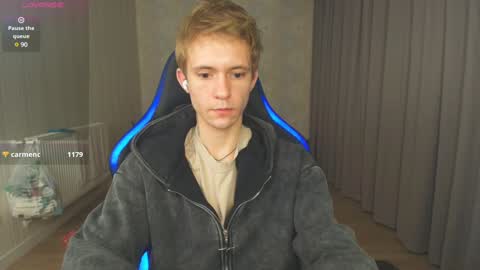 Snapshot of max_gen chatting on 12.21.24 Max Gen with tats 24years  And Ethan without tats 20 years online show from 12.21.24