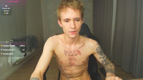 Snapshot of max_gen chatting on 12.28.24 Max Gen with tats 24years  And Ethan without tats 20 years online show from 12.28.24