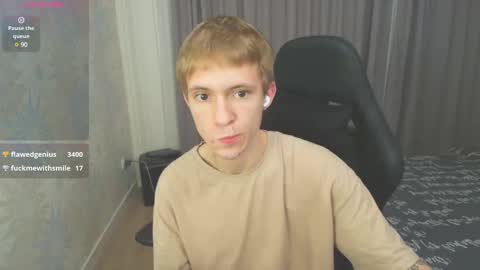 Snapshot of max_gen chatting on 02.03.25 Max Gen with tats 24years  And Ethan without tats 20 years online show from 02.03.25