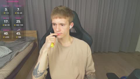 Snapshot of max_gen chatting on 02.10.25 Max Gen with tats 24years  And Ethan without tats 20 years online show from 02.10.25