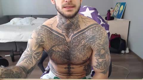 Snapshot of maxi_foxxx chatting on 03.11.25 Maximus Fox online show from 03.11.25