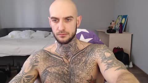 Snapshot of maxi_foxxx chatting on 03.11.25 Maximus Fox online show from 03.11.25