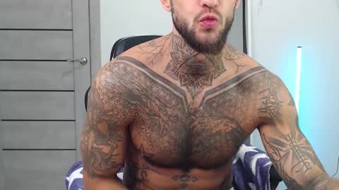 Snapshot of maxi_foxxx chatting on 09.19.25 Maximus Fox online show from 09.19.25
