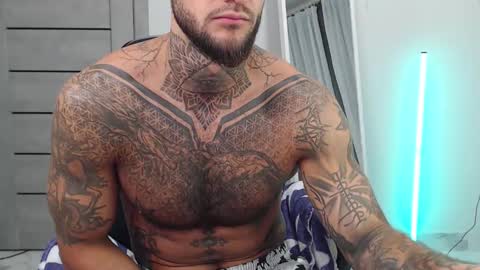 Snapshot of maxi_foxxx chatting on 09.21.25 Maximus Fox online show from 09.21.25