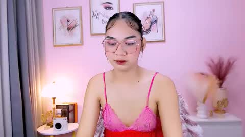 Snapshot of maxie_greyson chatting on 02.14.25 maxie greyson online show from 02.14.25