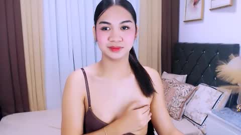 Snapshot of maxie_greyson chatting on 10.16.25 maxie greyson online show from 10.16.25