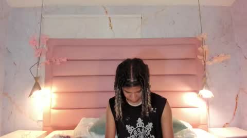 Snapshot of maxim_walker chatting on 09.16.25 maxim online show from 09.16.25