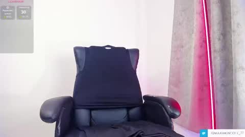 Snapshot of maximoscott_ chatting on 03.02.25 Maximoscott online show from 03.02.25