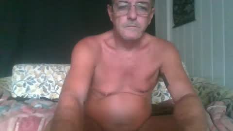 Snapshot of maximus_oreally chatting on 12.30.24 Max online show from 12.30.24