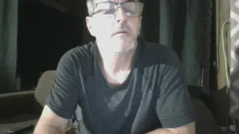 Snapshot of maximus_oreally chatting on 03.09.25 Max online show from 03.09.25