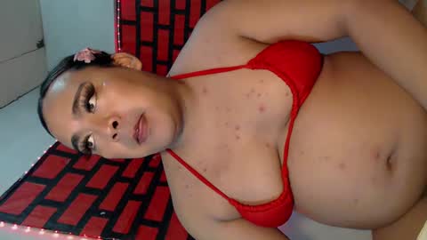 Maxine Sucks online show from 01.06.25