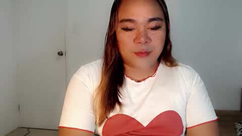 Maxine Sucks online show from 10.02.25