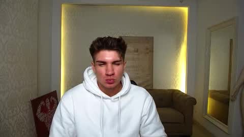 Snapshot of maxkaiden chatting on 10.03.25 MaxKaiden online show from 10.03.25