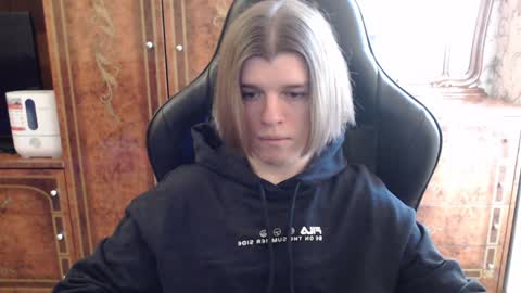 Snapshot of maxplay18 chatting on 01.21.25 Max online show from 01.21.25