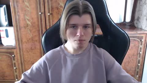 Snapshot of maxplay18 chatting on 01.24.25 Max online show from 01.24.25