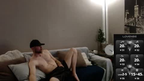 Snapshot of maxrouger chatting on 11.24.25 MaxRouger online show from 11.24.25