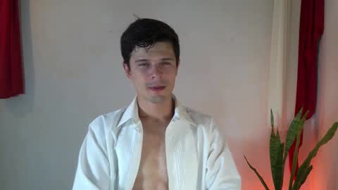 Snapshot of maxtopboy chatting on 02.14.25 Max online show from 02.14.25