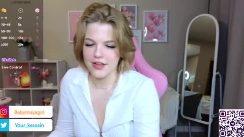 Snapshot of maya_blonde18 chatting on 01.23.25 Maya online show from 01.23.25