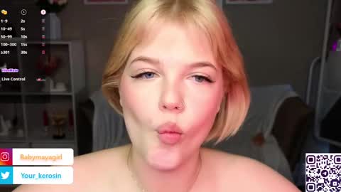 Snapshot of maya_blonde18 chatting on 03.02.25 Maya online show from 03.02.25