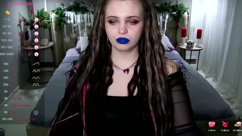 Snapshot of maya_mils chatting on 12.22.24 Maya Mils online show from 12.22.24