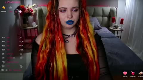 Snapshot of maya_mils chatting on 01.30.25 Maya Mils online show from 01.30.25