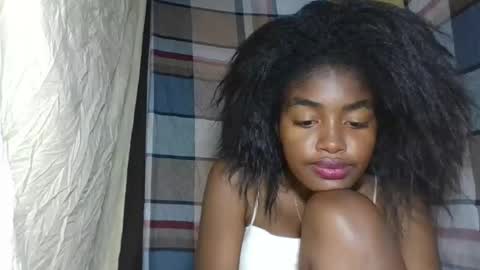 Snapshot of mayajadorelie chatting on 09.15.25 charlesia online show from 09.15.25