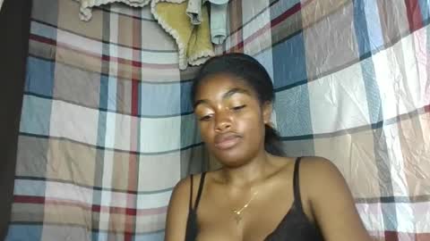 Snapshot of mayajadorelie chatting on 09.17.25 charlesia online show from 09.17.25