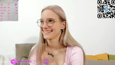 Snapshot of maydaguy chatting on 01.10.25 Megan online show from 01.10.25