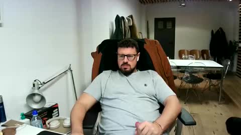maythe4bwu online show from 10.04.25