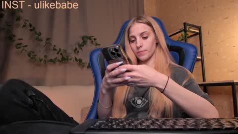 Anna online show from 12.10.24