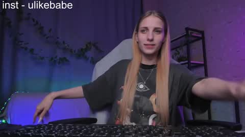 Anna online show from 01.21.25