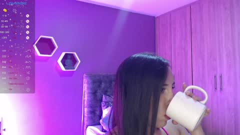 Snapshot of medelynevans chatting on 02.07.25 medelyn Instagram mady evans13 online show from 02.07.25