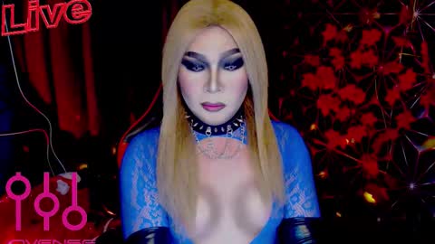 Snapshot of medusaprey chatting on 10.31.25 THE QUEEN ALPHA   Queen Medusa Prey online show from 10.31.25