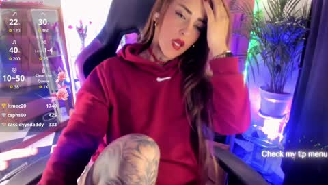    online show from 01.11.25