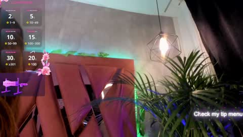    online show from 02.01.25