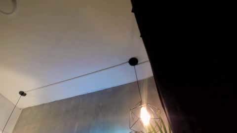    online show from 03.05.25